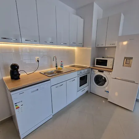 бангеви Apartment Burgas